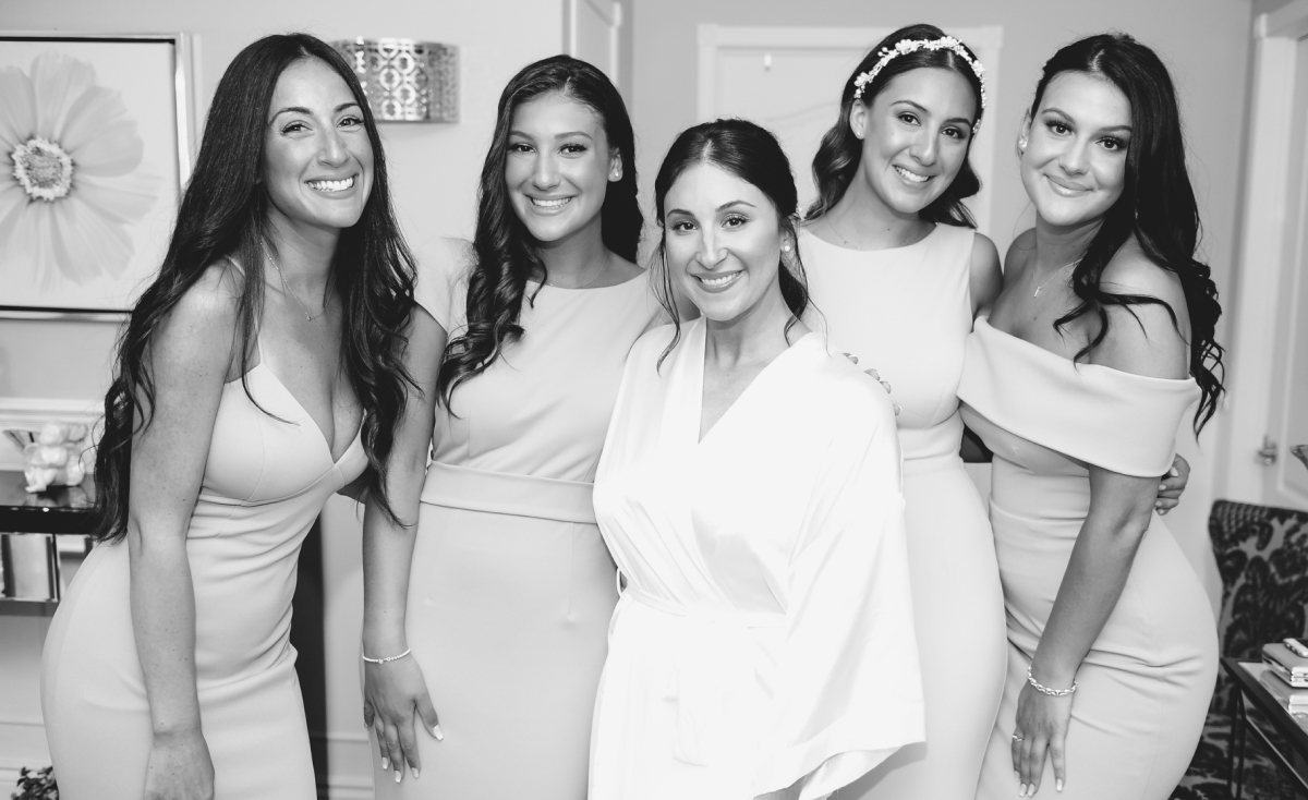 Montreal wedding photographer captures Italian wedding couple at Montreal venue