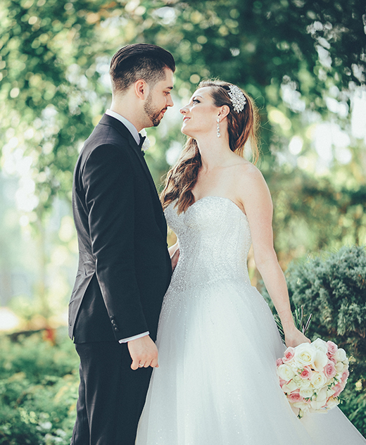 Montreal Wedding Photographer at W Hotel Montreal luxury wedding venue