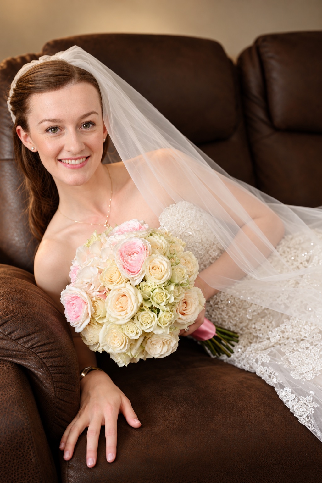 Jenna with her pastel bouquet
