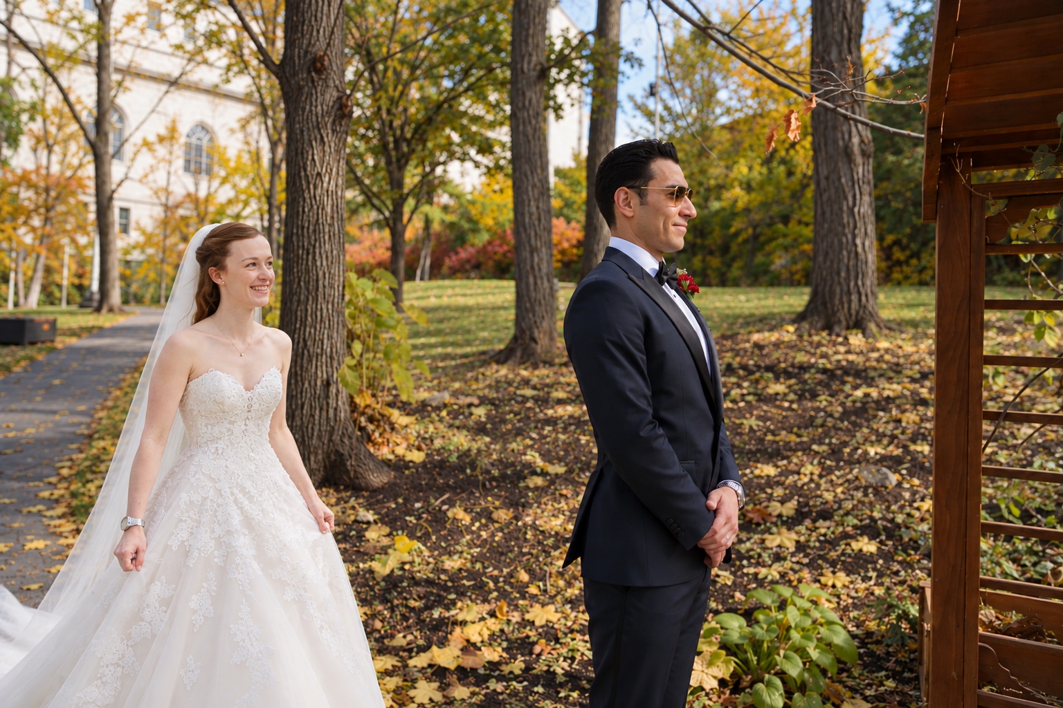 Jenna and Pouya's first look in the park
