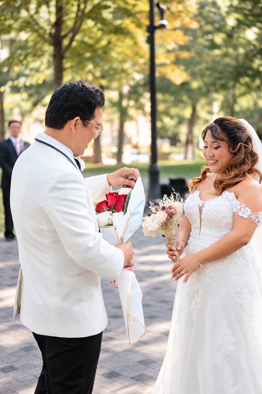 Daryl offering roses to Mae in the park